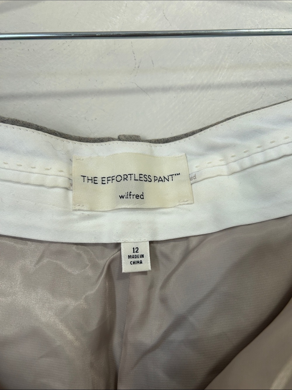 Aritzia Wilfred The Effortless Pant
Wool cashmere relaxed wide-leg trousers 12 - Picture 9 of 11